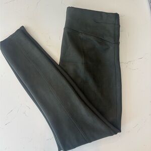 SPANX Olive Green Faux Suede Leggings XL – Pintuck Slimming High-Waist